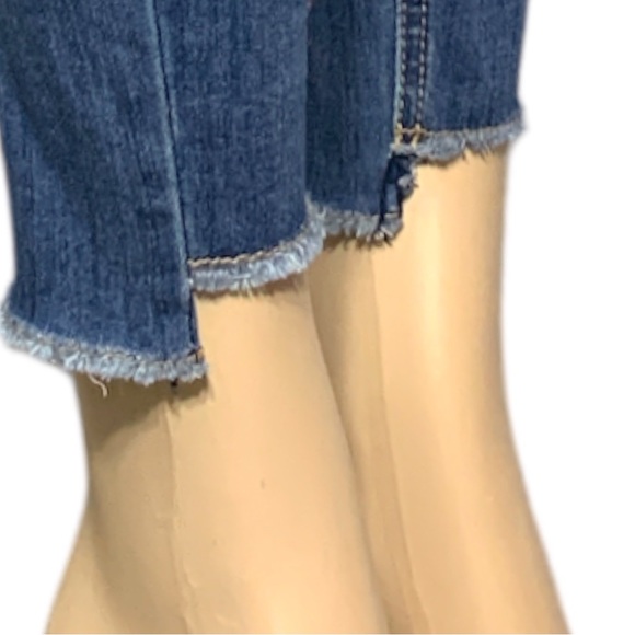 INDIGO REIN Gorgeous Embroidery Ankle Blue Jeans    Size 9 - Picture 6 of 16